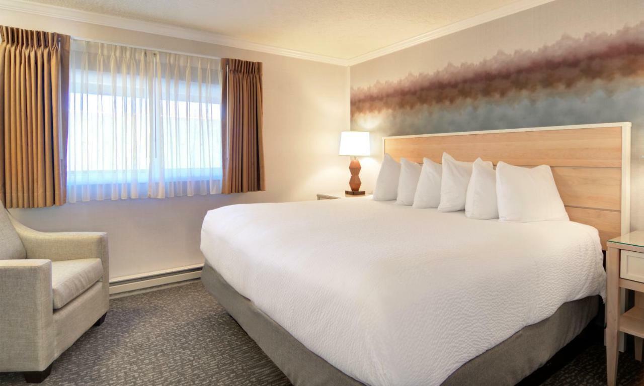 Hallmark Resort In 캐논비치 외부 사진